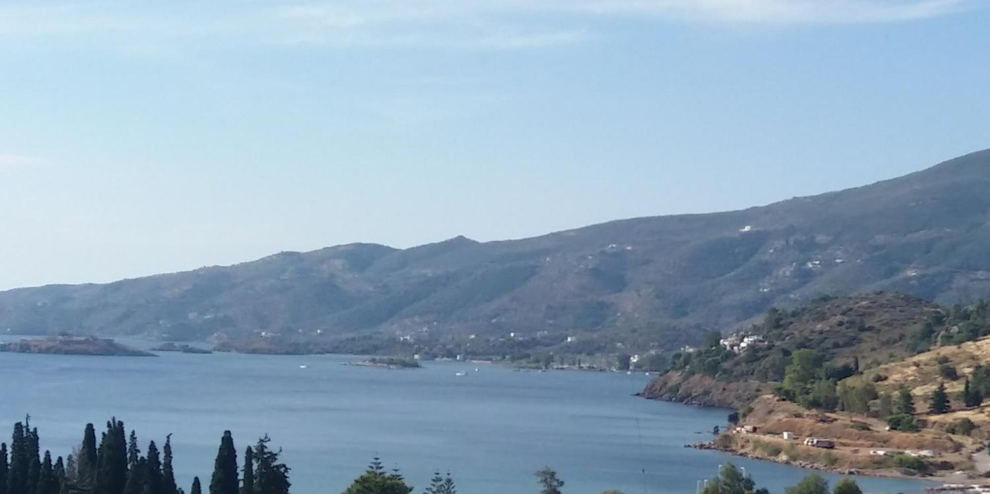 Forest & Sea Apartment Poros Town Zewnętrze zdjęcie